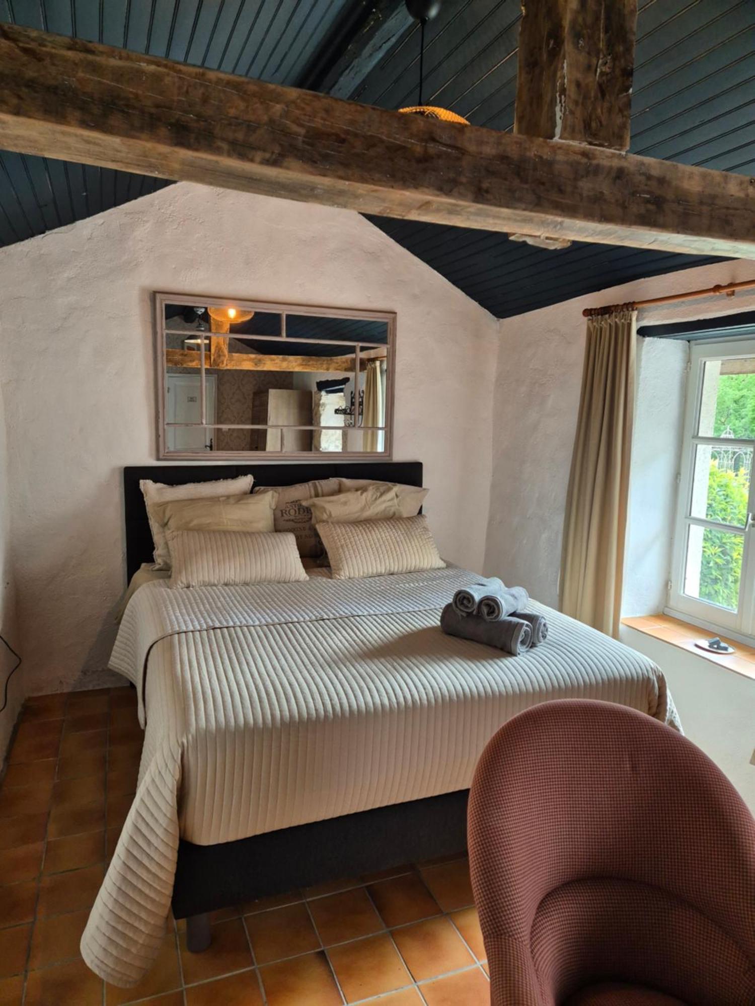 Bed and Breakfast La Nouvelle Vie En Quercy Montaigu-de-Quercy Exterior foto